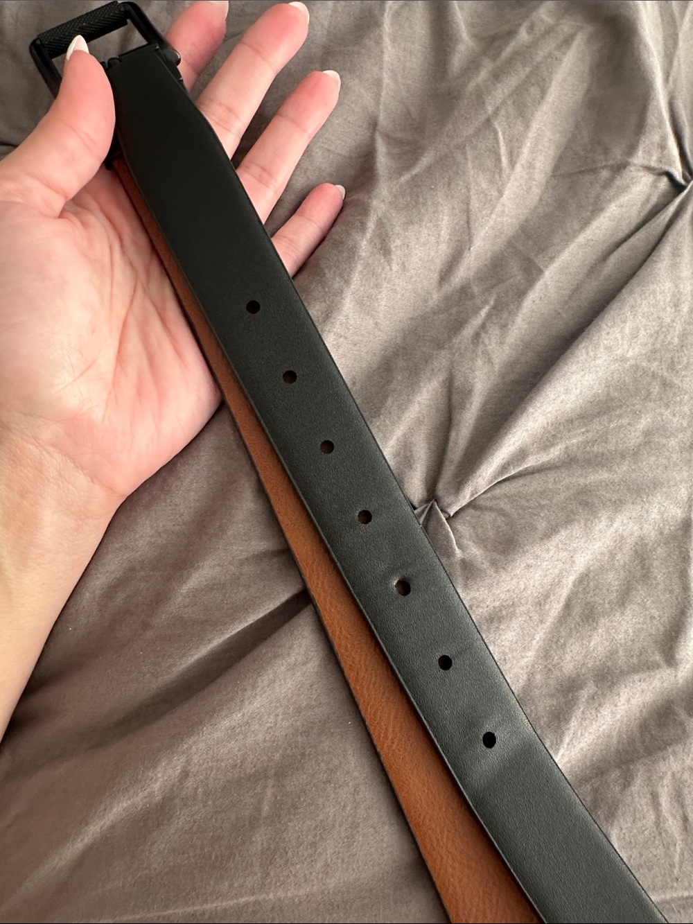 Kenneth Cole Reaction Black Men’s Leather Reversible Belt - Picture 4 of 6